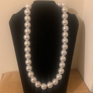 Gorgeous large faux pearls by Stephan & Co. brand new with tag